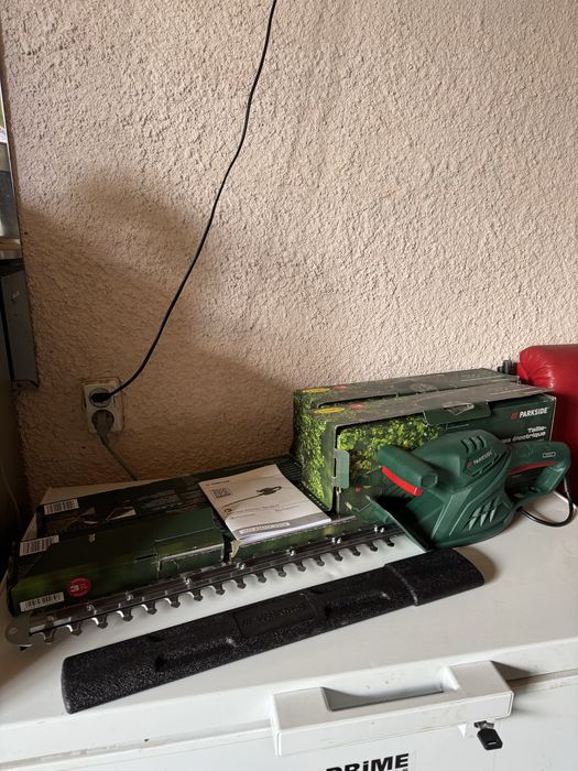 Електричний кущоріз 220 В тример Parkside PHS 450 A1