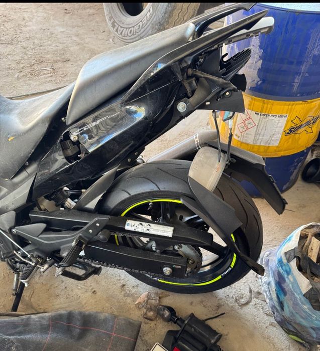 Honda CBF 1000 batida