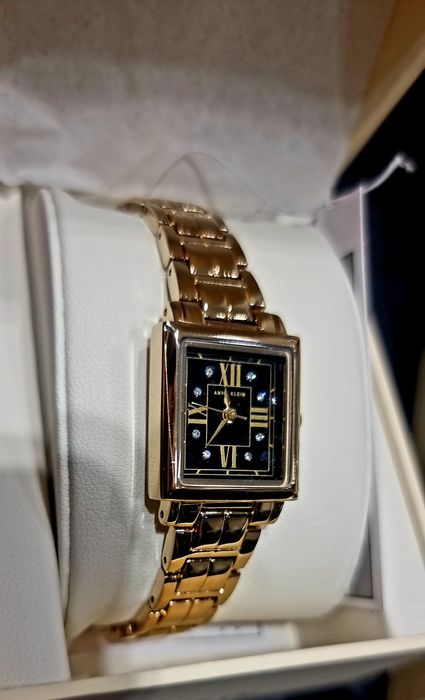 Жіночий годинник Anne Klein Premium Crystal Accented Bracelet