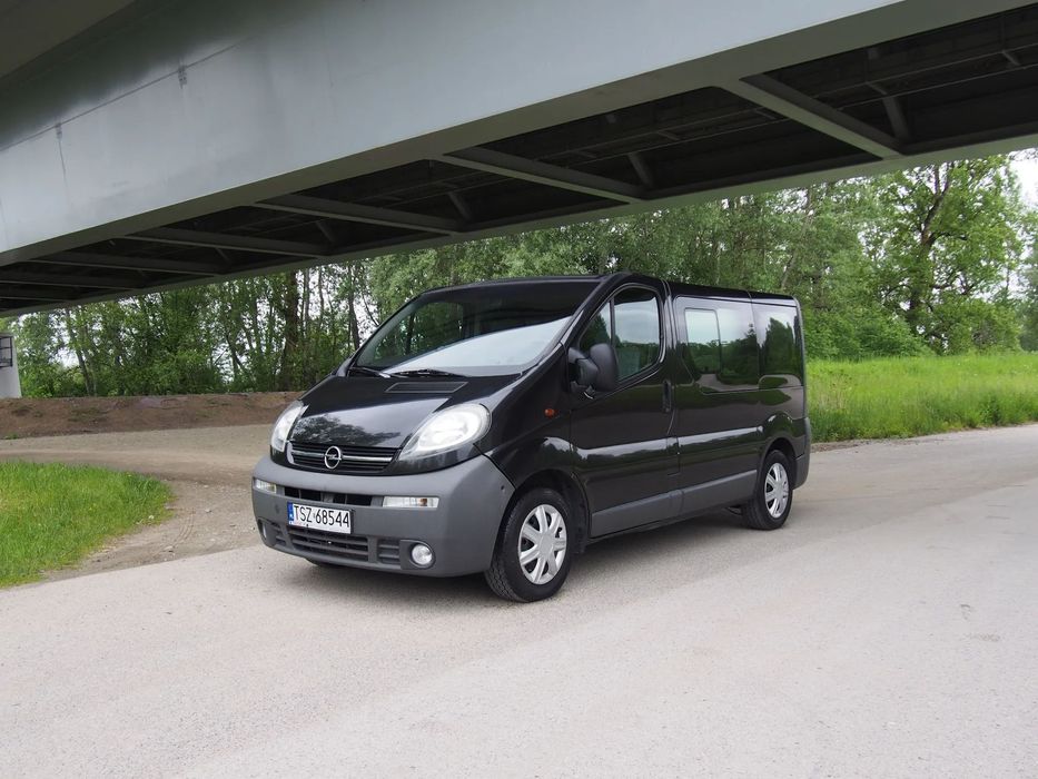 Opel Vivaro Prywatnie doinwestowany 9 osobowy 1.9 skrzynia 6 biegowa Film Zamiana