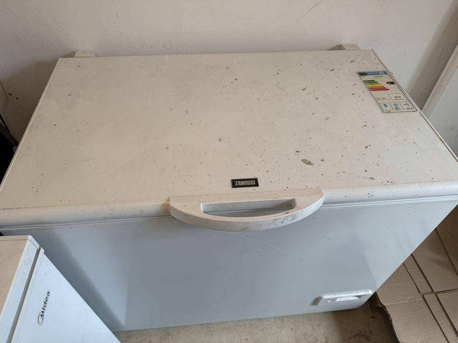 Zamrazarka Zanussi ZFC 31400 WA