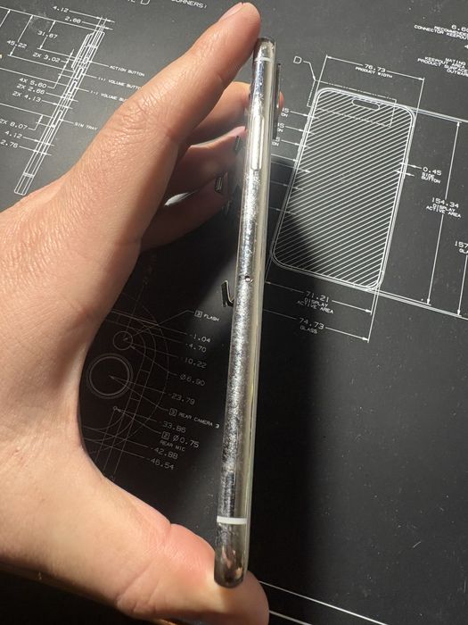 Корпус iPhone XS у зборі