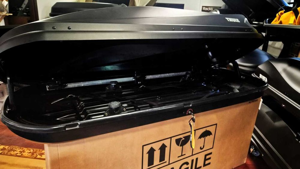 Box Dachowy Thule Touring L 780 Czarny Aeroskin (420 L) – Powypożyczalniany