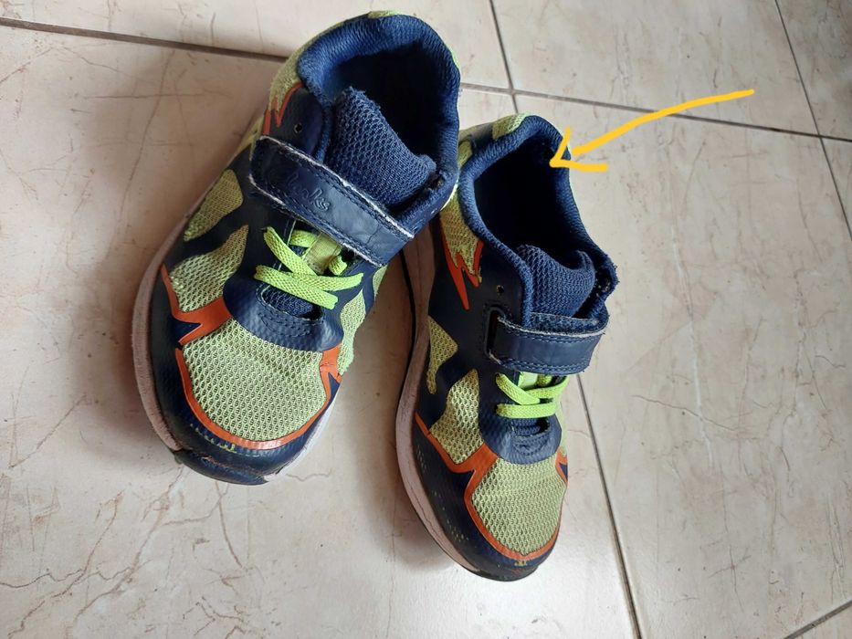 Buty sportowe 28 1/2 adidaski Clarks sneakersy