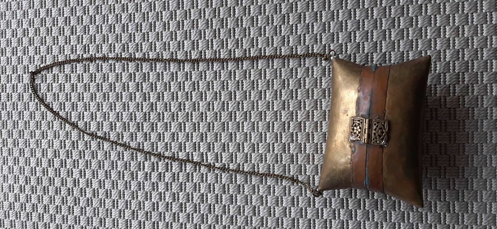 Clutch / mala em cobre e latão feita à mão