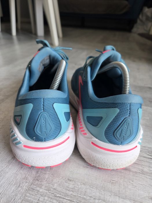 Brooks adrenaline 23