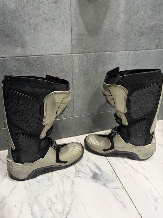 Продам alpinstars tech 10.  43