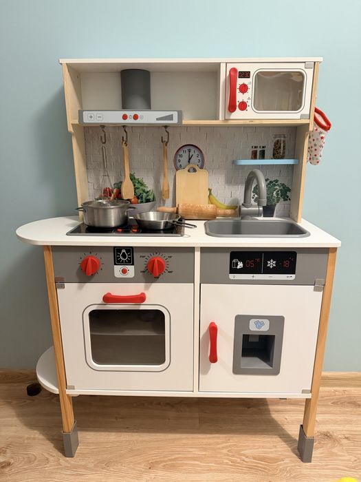 Kuchnia drewniana Playtive dla dzieci