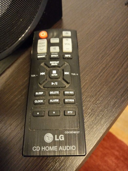 używana wieza HIFI LG, 40 W, wieza domowa, stan bdb, 1 wlasciciel