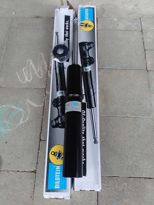 Амортизатор / пружина підвіски перед і зад (комплект)