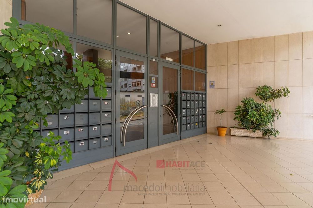 Apartamento T4 Mobilado à Venda em São Vicente, Braga