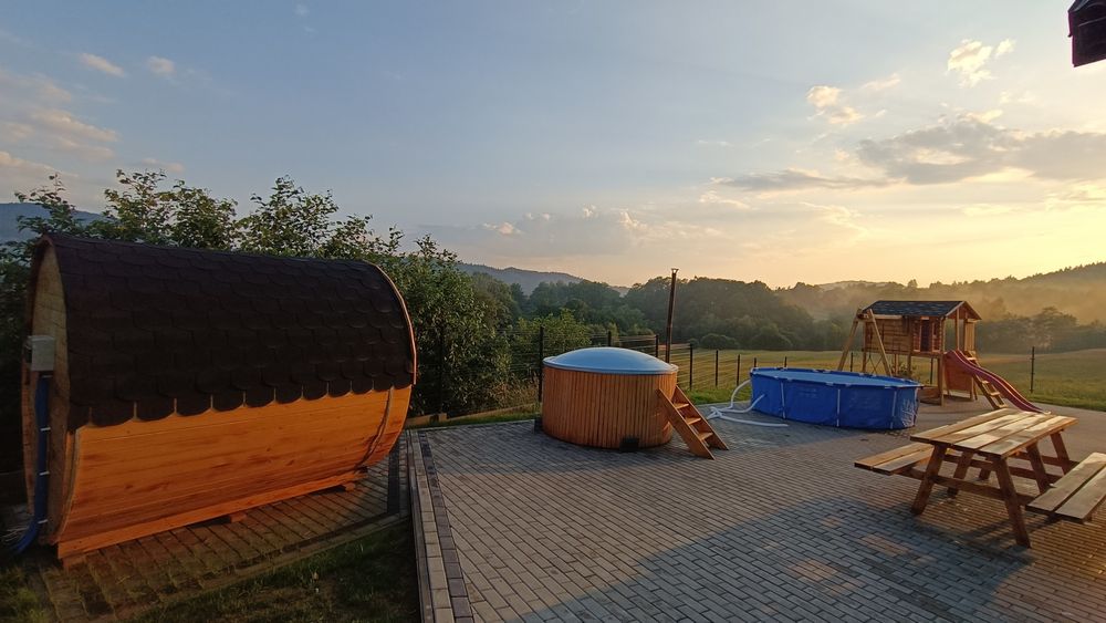 Piękny Nowy  Dom w górach na 15osób  Sauna Jacuzzi Balia Wakacje dostę