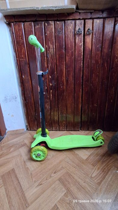 Дитячий самокат Scooter