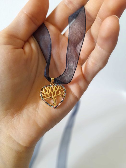 Gargantilha árvore da vida coração aço inoxidável dourado e cristais