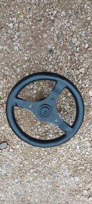 Volante, vinha em Nissan Patrol