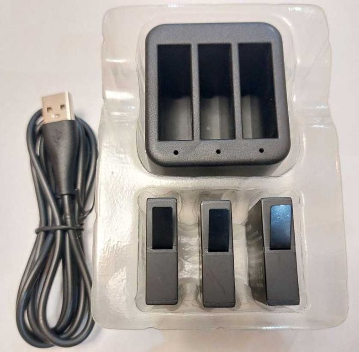 Зарядний хаб Insta360 (Fast Charge Hub), Зарядка + 3 батареї з Amazon