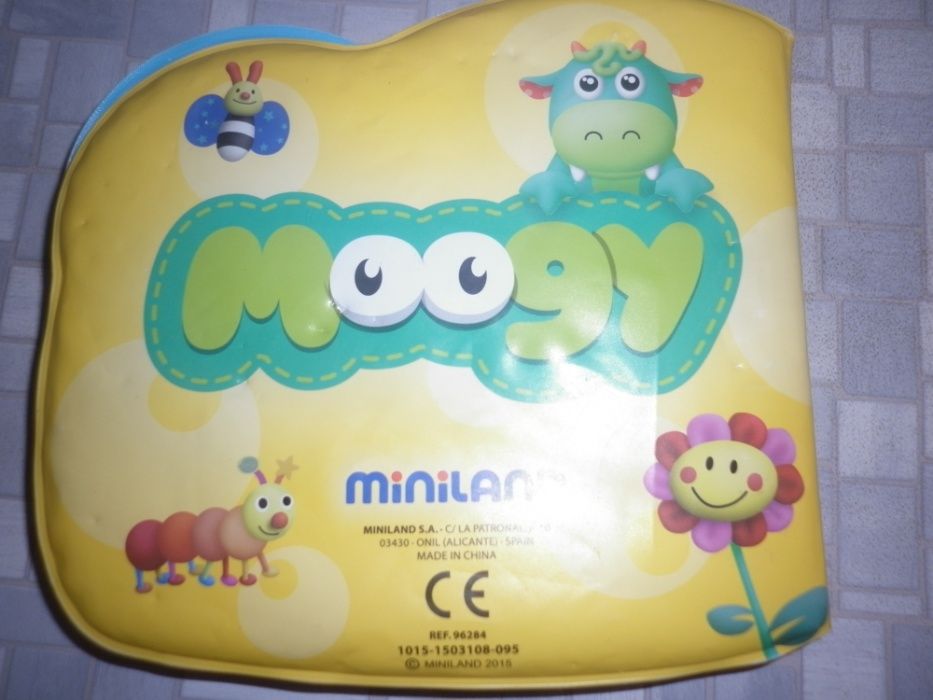 Книга для ванны Miniland Муги