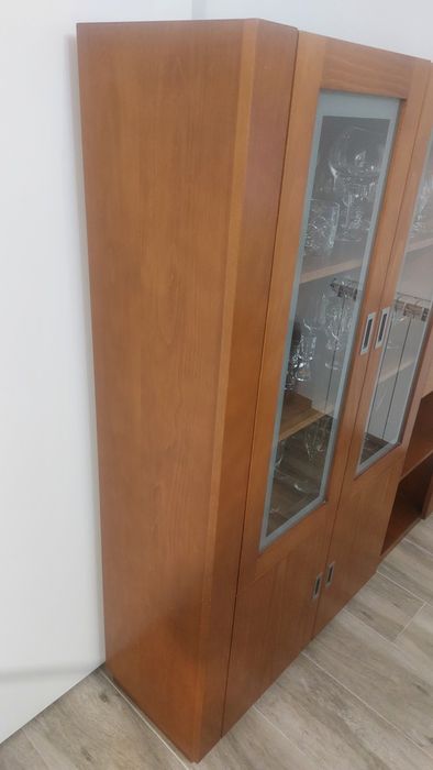 Movel de Sala em cerejeira usado como novo
