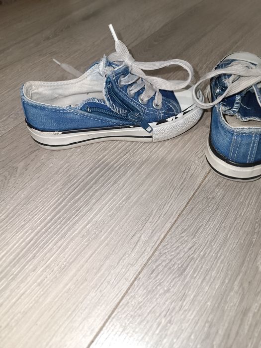 Trampki chłopięce