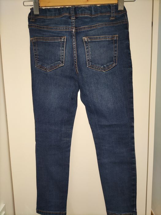 Calças de ganga Primark, tamanho 6/7 anos, modelo skinny