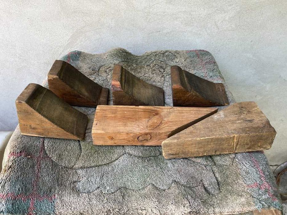 Упор противооткатный башмак автомобильный