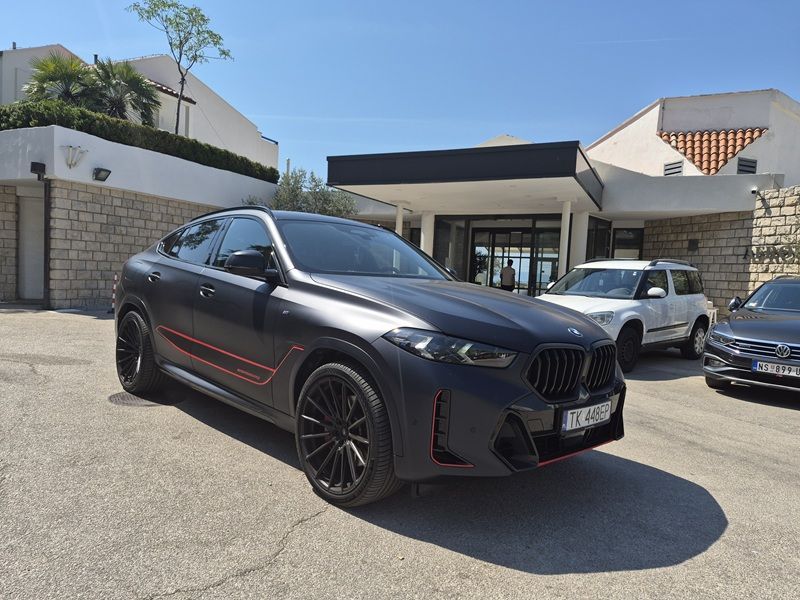 BMW X6