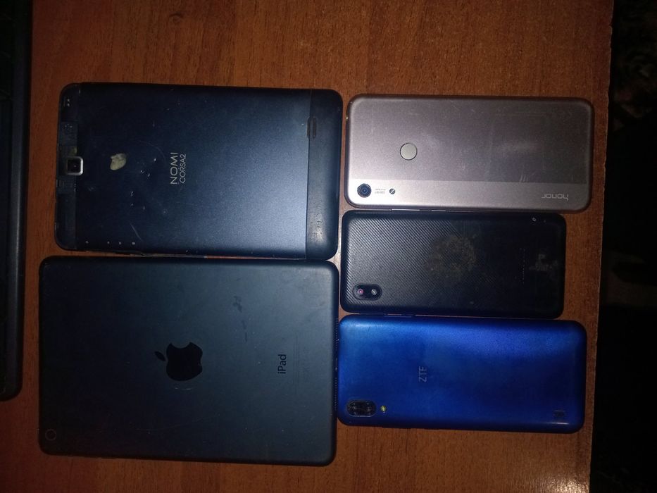 Продам тіліфони на запчасті