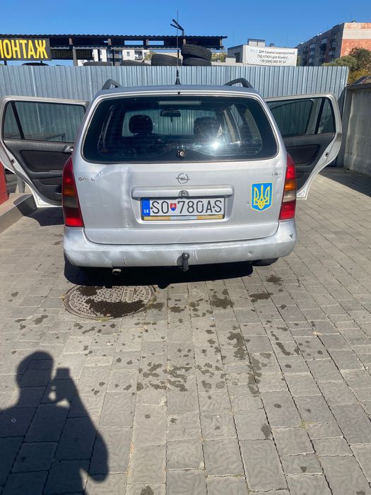 Автомобіль Опель