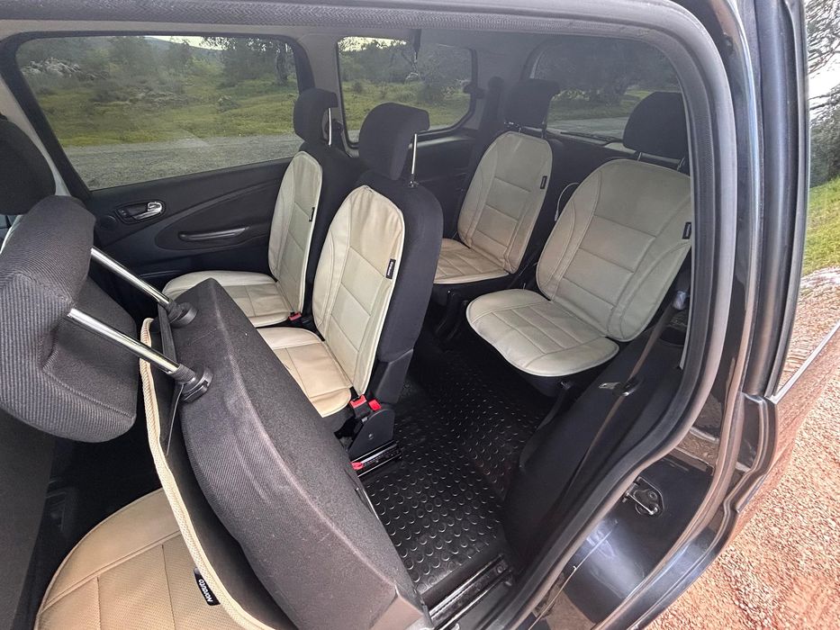 Ford Galaxy 7 Lugares