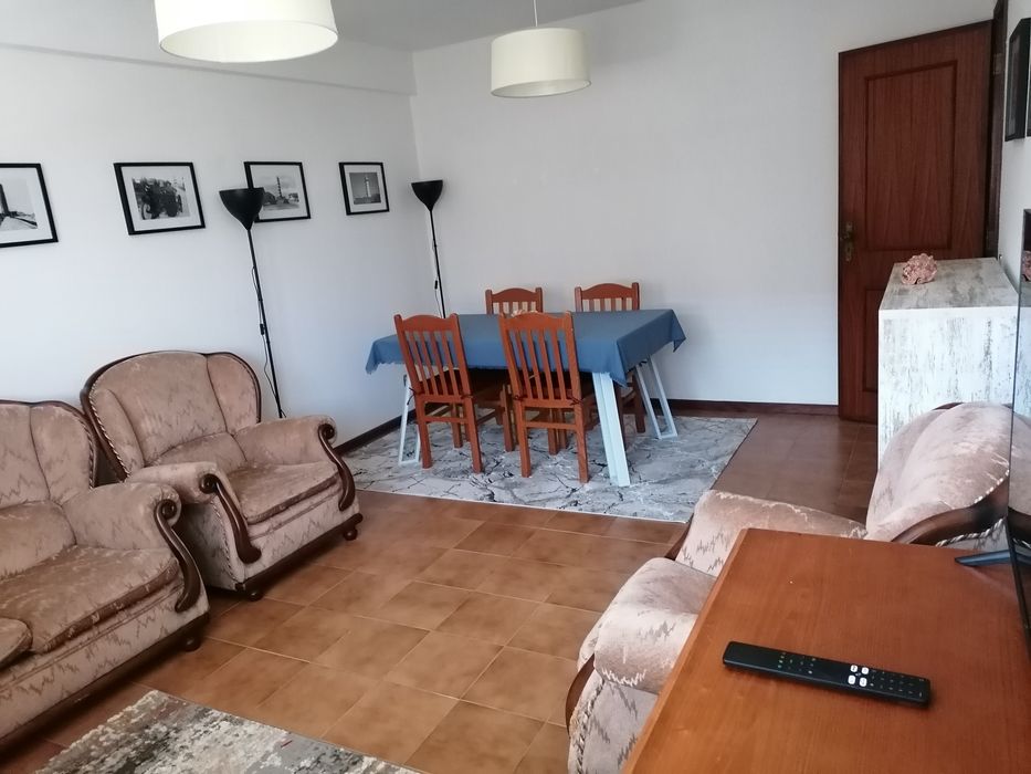 Vende-se T1 na praia da Barra