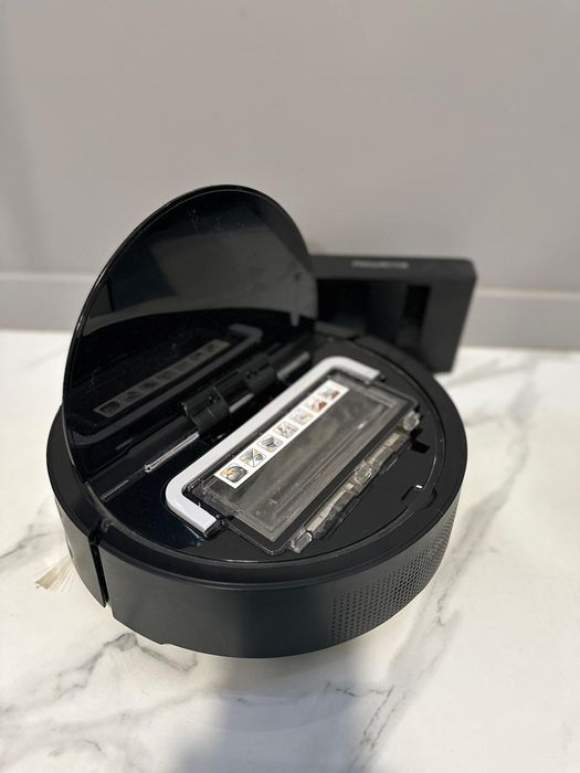 Пилесос робот в ідеальному стані