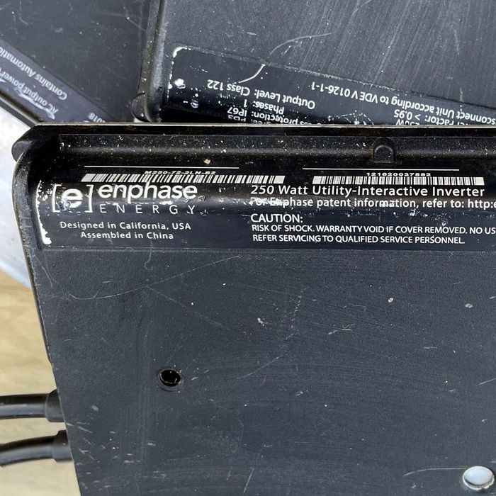 3 MicroInversor Solar ENPHASE M250