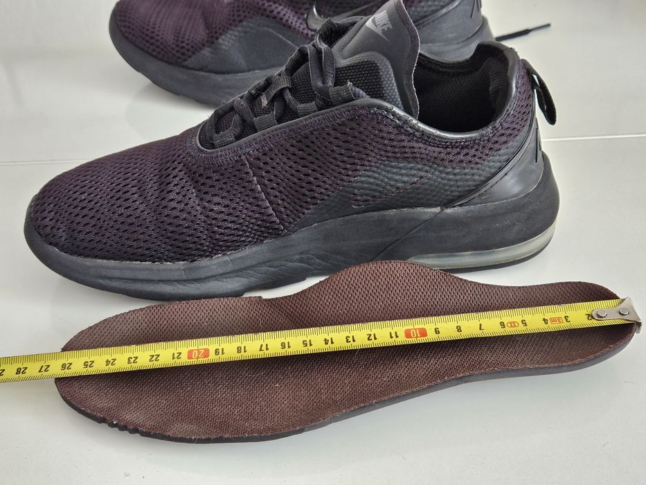 Buty Nike Air Max Motion 2 r. 40,5