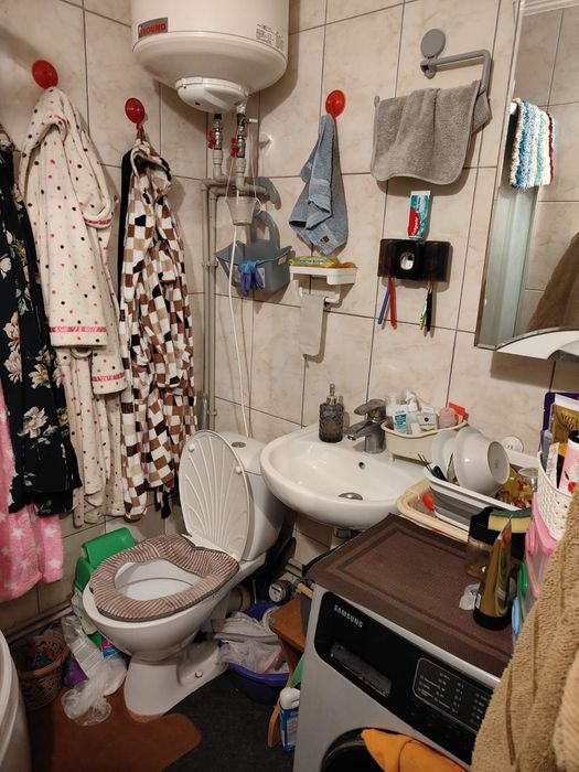 Здаю кімнату в гуртожитку вул Айвазовського,рн заводу Океан