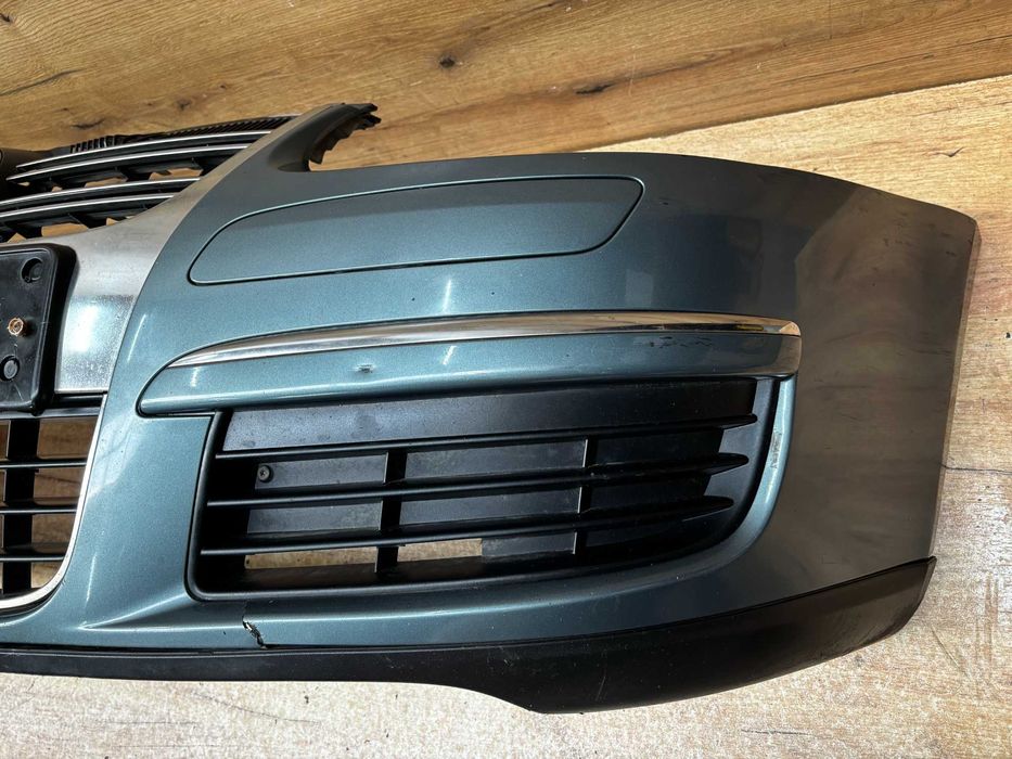 Zderzak przedni Volkswagen Golf 5 kombi kolor la6r