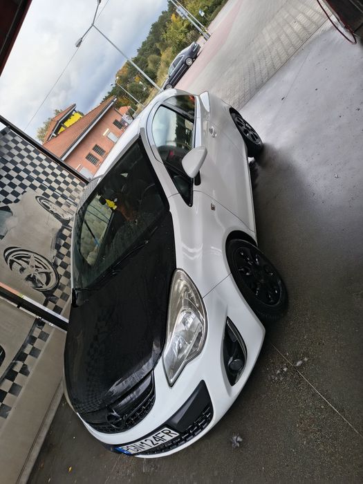 Opel corsa D diesel 2012rok.