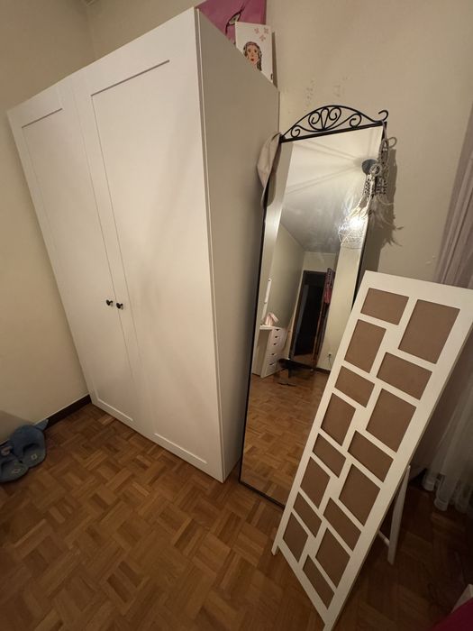 Armário + espelho + porta-fotografias 550€