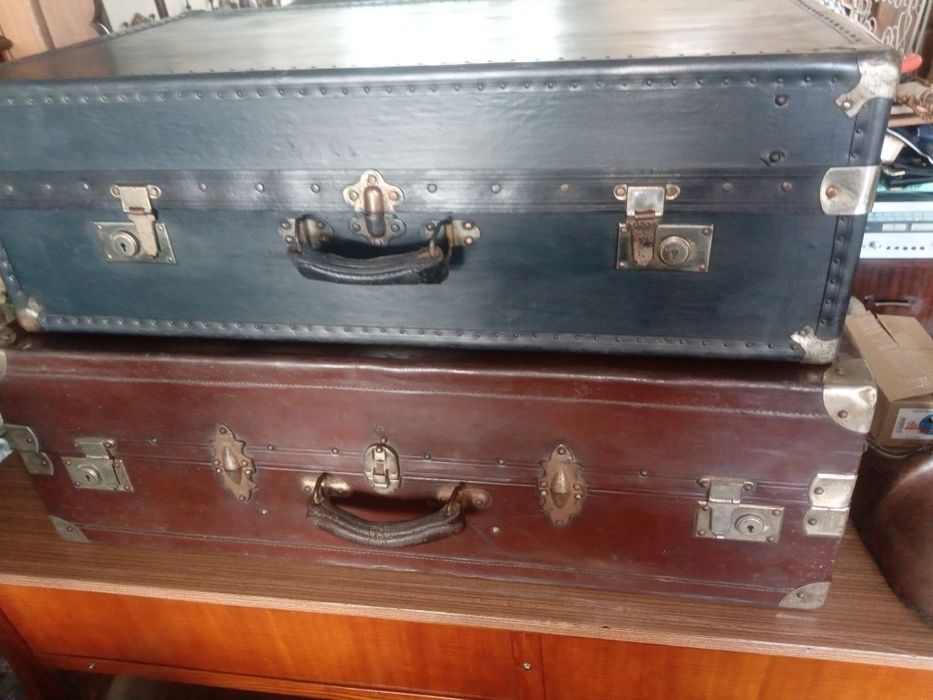 Malas e caixas antigas