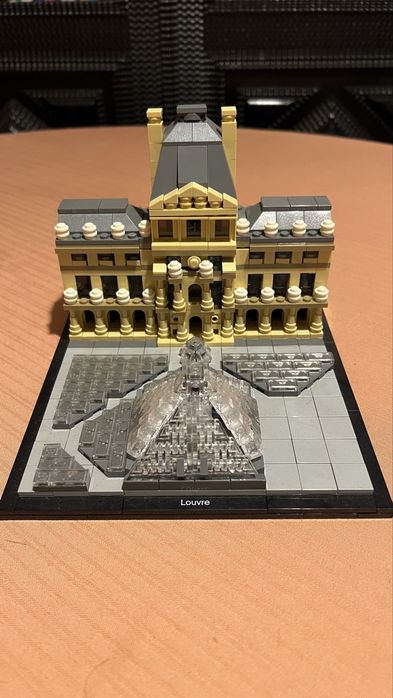 LEGO Architecture Louvre - 21024