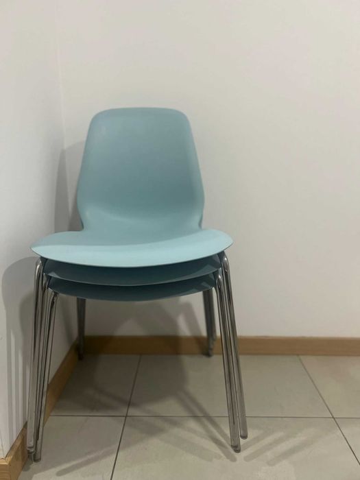 Mesa e 4 cadeiras não faço negócio por MBWAY