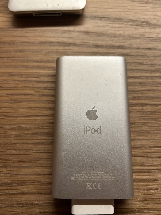Apple iPod Mini 4a geração com carregador
