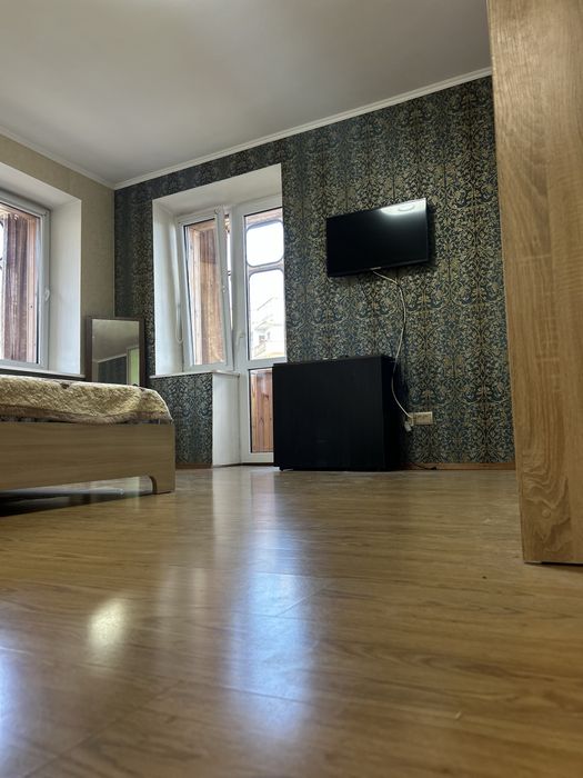 Продаж 3-х кім квартири по Набережній