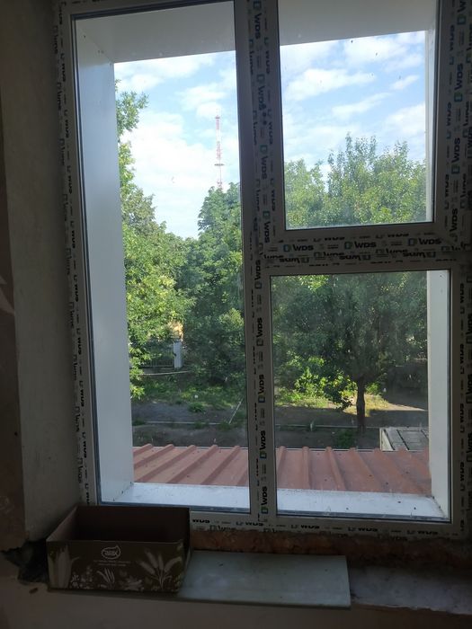 Замена разбитых стекол ;