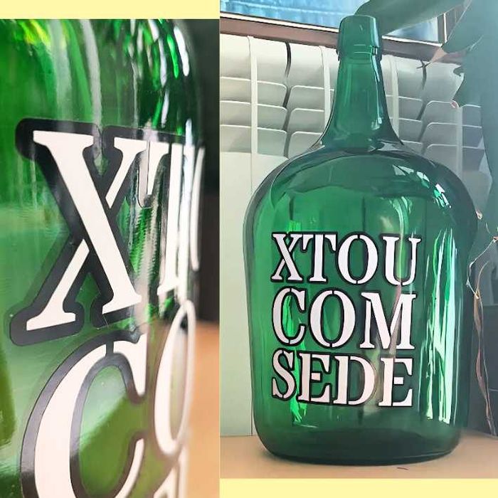 Garrafão Verde – “XTOU COM SEDE” by Madame Sotues