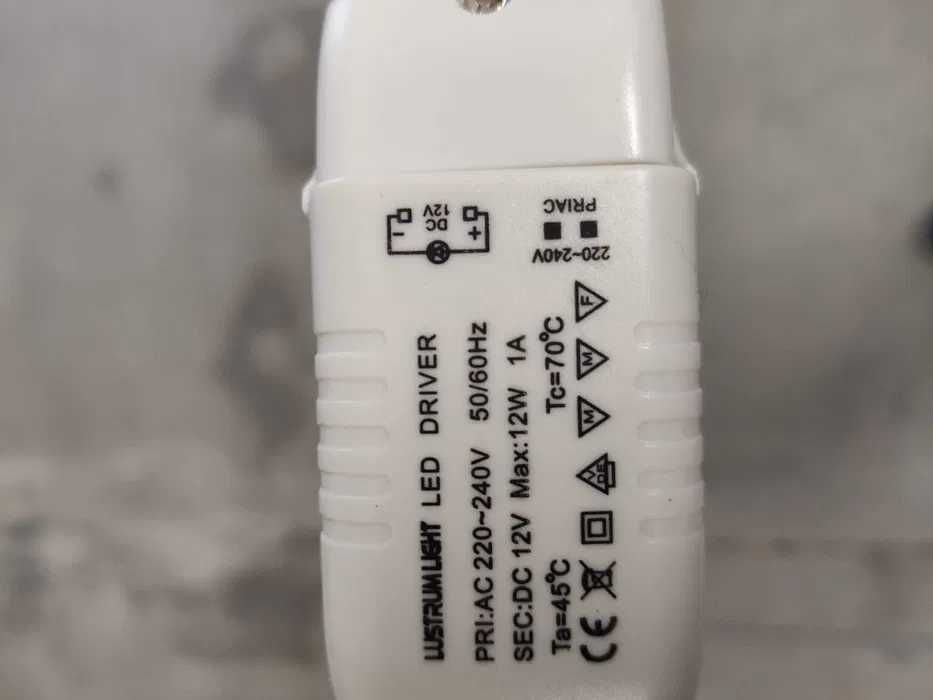 Conjunto de 21 transformadores LED e halogéneo