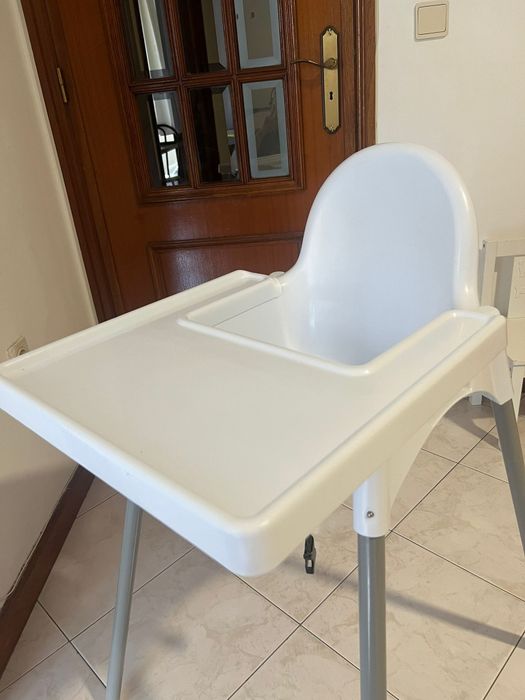 Cadeira de  refeição para criança