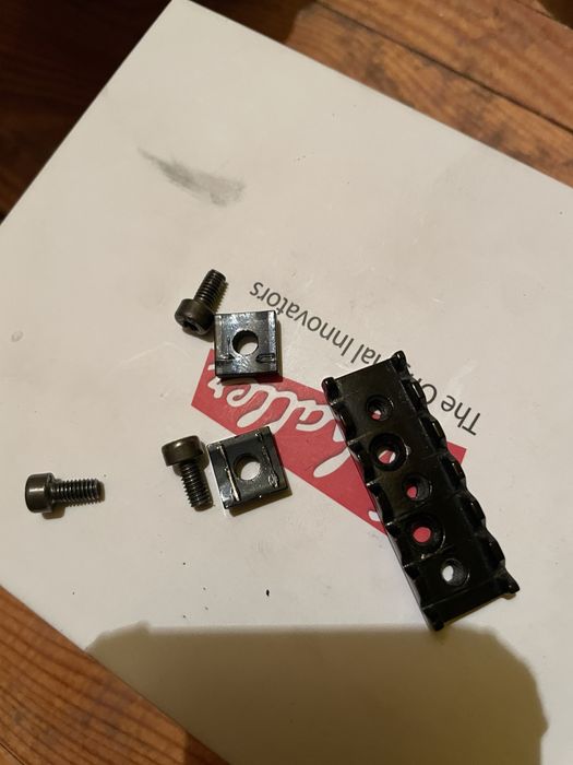 Schaller tremolo floyd rose KOMPLET lata 90 bdb , klUcze LOCKING nut