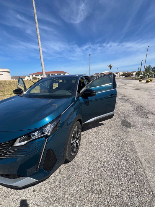 2022 Pegeout 3008 Hybrid