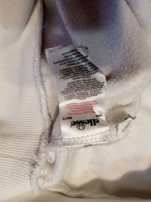 ellesse 500 грн.