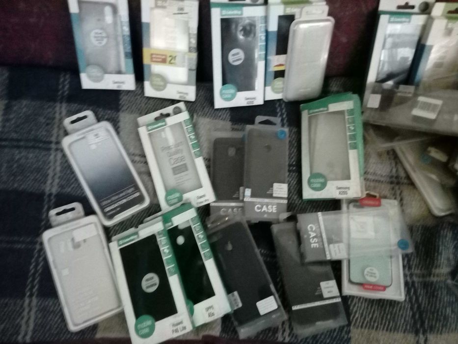 Чехлы НОВЫЕ 155 шт одним лотом